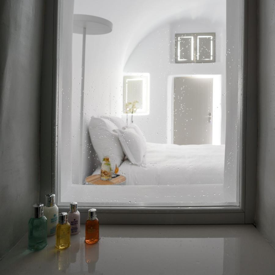 Echoes Luxury Suites (Adults Only) Oía Exterior foto
