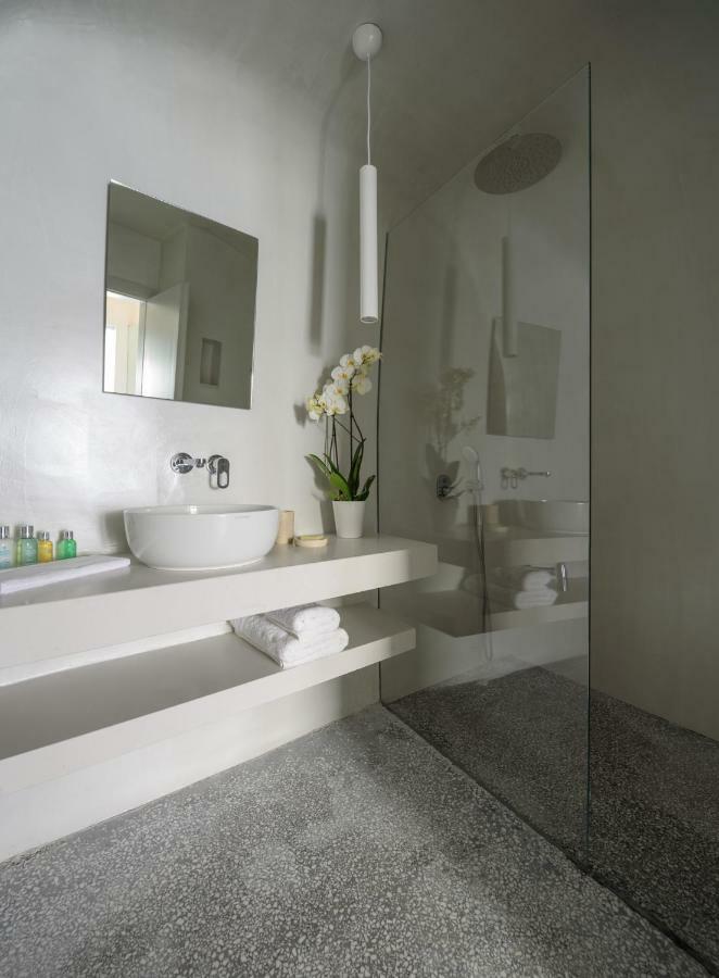 Echoes Luxury Suites (Adults Only) Oía Exterior foto