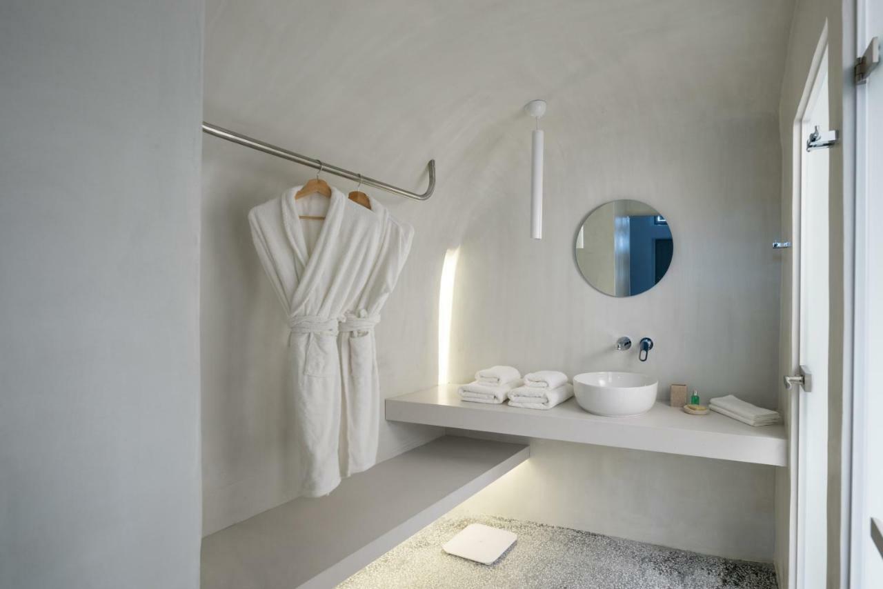 Echoes Luxury Suites (Adults Only) Oía Exterior foto
